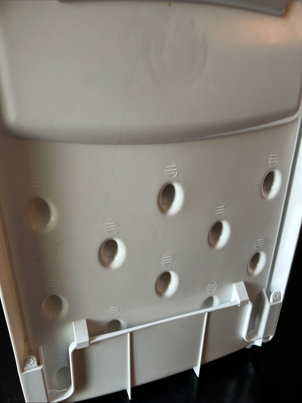 White Plastic Bottle Drying Rack - Picture 4 of 6